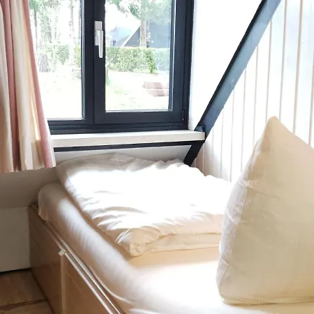 Holiday Waldferienpark Gerolstein-5 بيت للعطل *