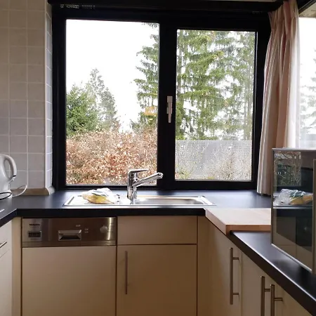 Holiday Waldferienpark Gerolstein-5 بيت للعطل غيرولشتاين